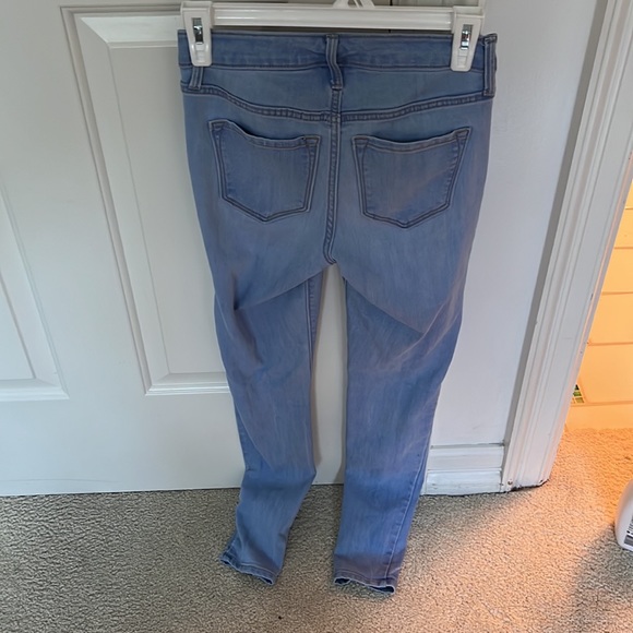 Old Navy jeans - Picture 4 of 4